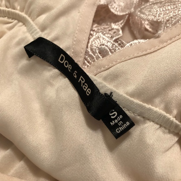 Doe + Rae ModCloth High Low dress with lace - Picture 9 of 11